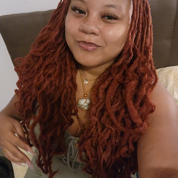 Meet your Posher, Zaniya - Picture 5 of 5